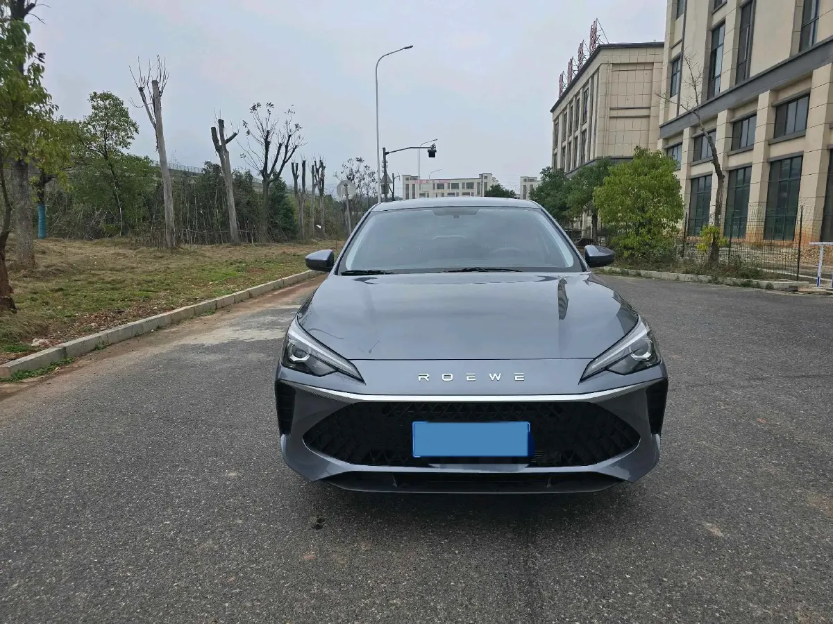 2026 Roewe i5 1.5L 129HP L4 CVT,autocango,china used car exporter,china ev exporter,chinese used car exporter,chinese used ev exporter