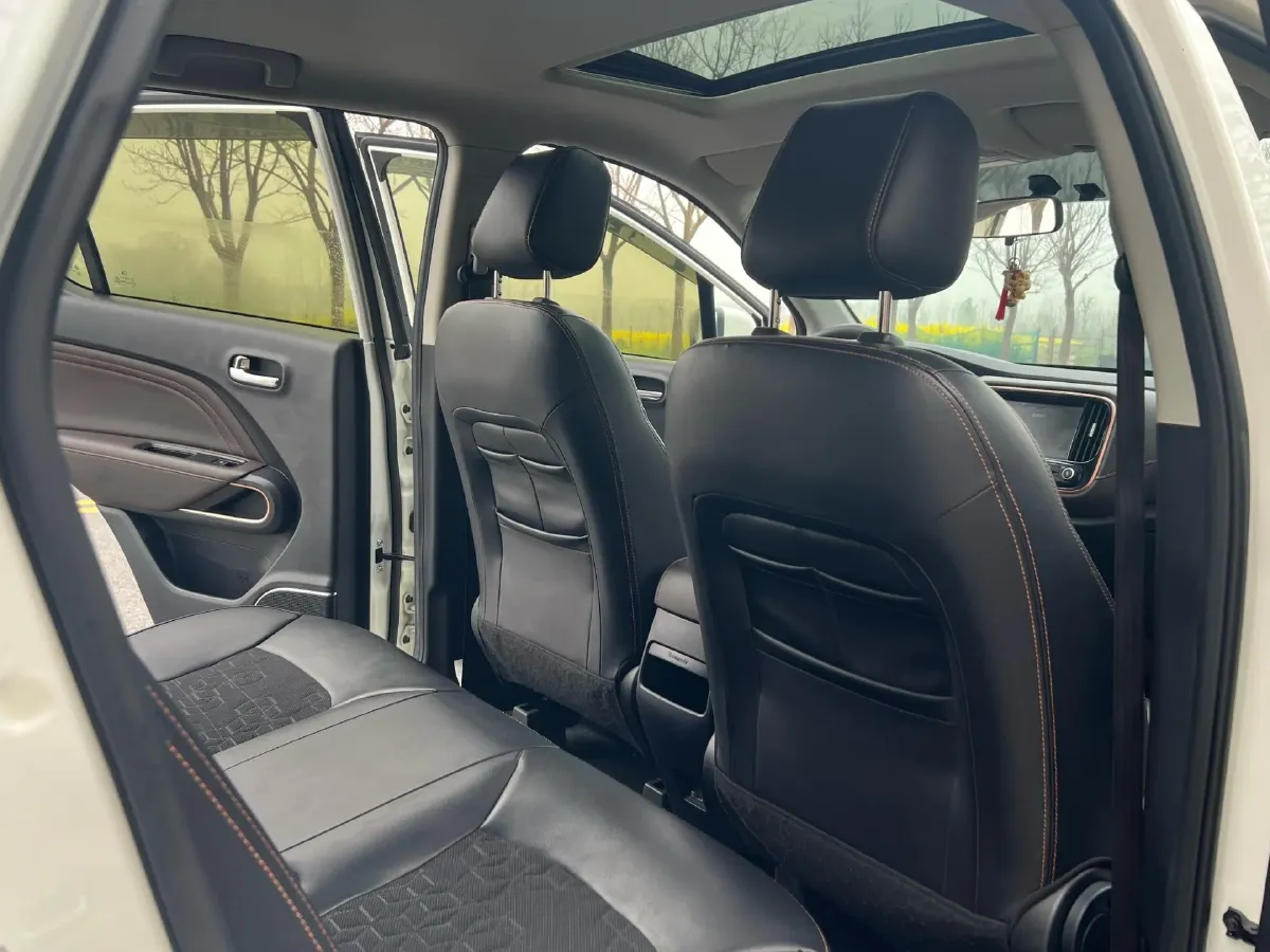 2017 GAC Trumpchi GS3 1.5L 114HP L4 6AT,autocango,china used car exporter,china ev exporter,chinese used car exporter,chinese used ev exporter