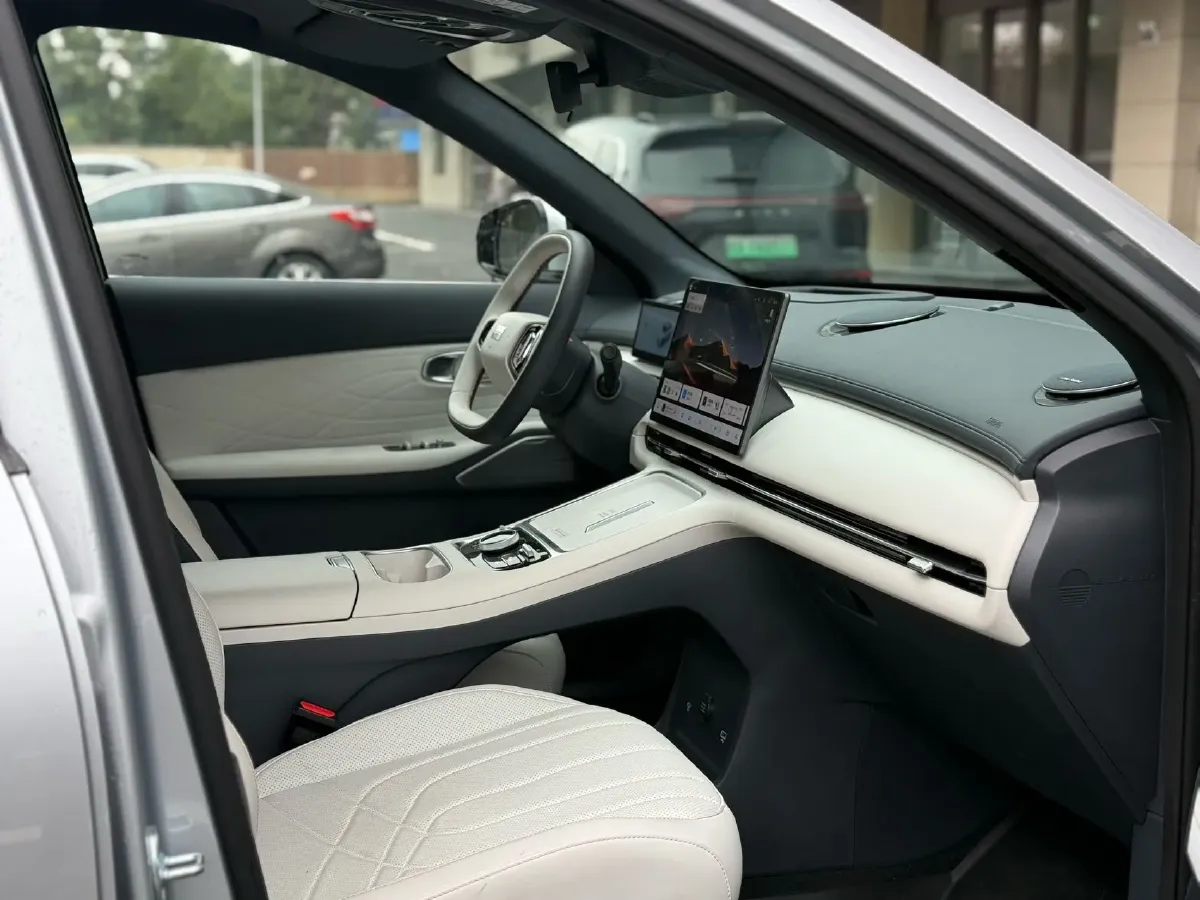 2025 BYD Sea Lion 05 DM-i 1.5L 101HP L4 E-CVT PHEV 18.3KWH,autocango,china used car exporter,china ev exporter,chinese used car exporter,chinese used ev exporter