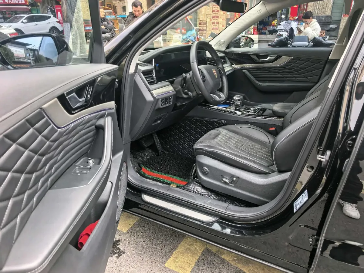 2022 HongQi HS5 2.0T 224HP L4 6AT,autocango,china used car exporter,china ev exporter,chinese used car exporter,chinese used ev exporter