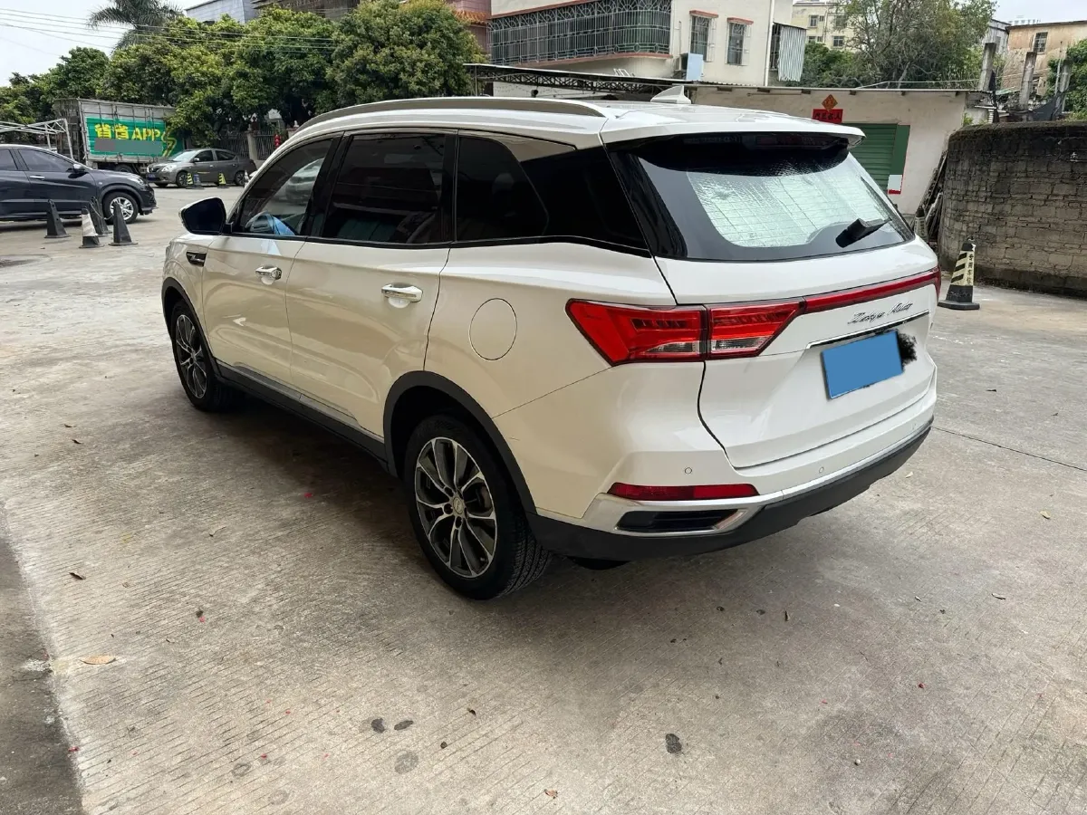 2018 Zotye T500 1.5T 156HP L4 6AT,autocango,china used car exporter,china ev exporter,chinese used car exporter,chinese used ev exporter