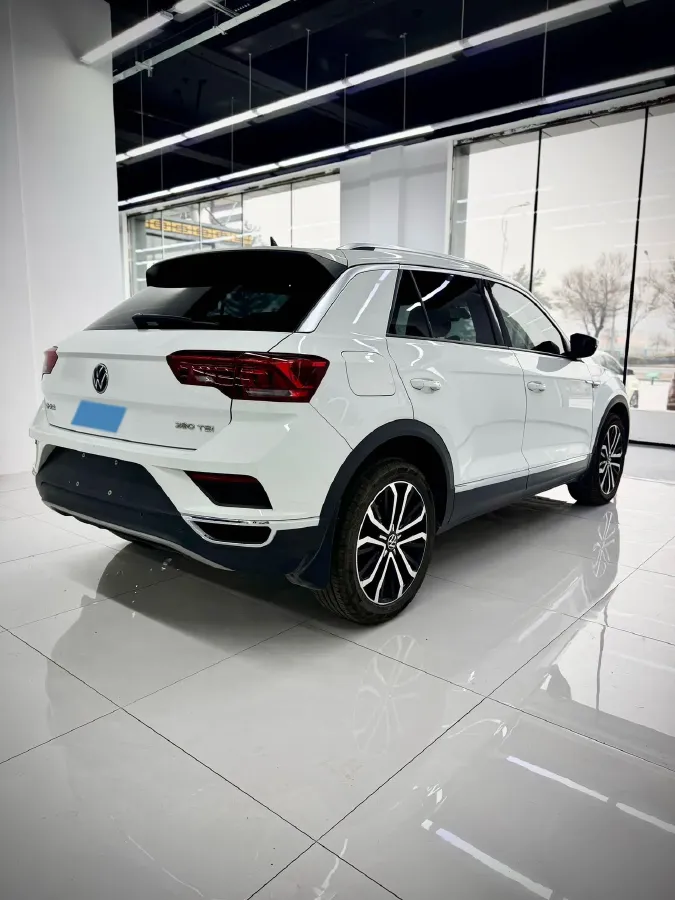 2021 Volkswagen T-Roc 1.4T 150HP L4 7DCT,autocango,china used car exporter,china ev exporter,chinese used car exporter,chinese used ev exporter