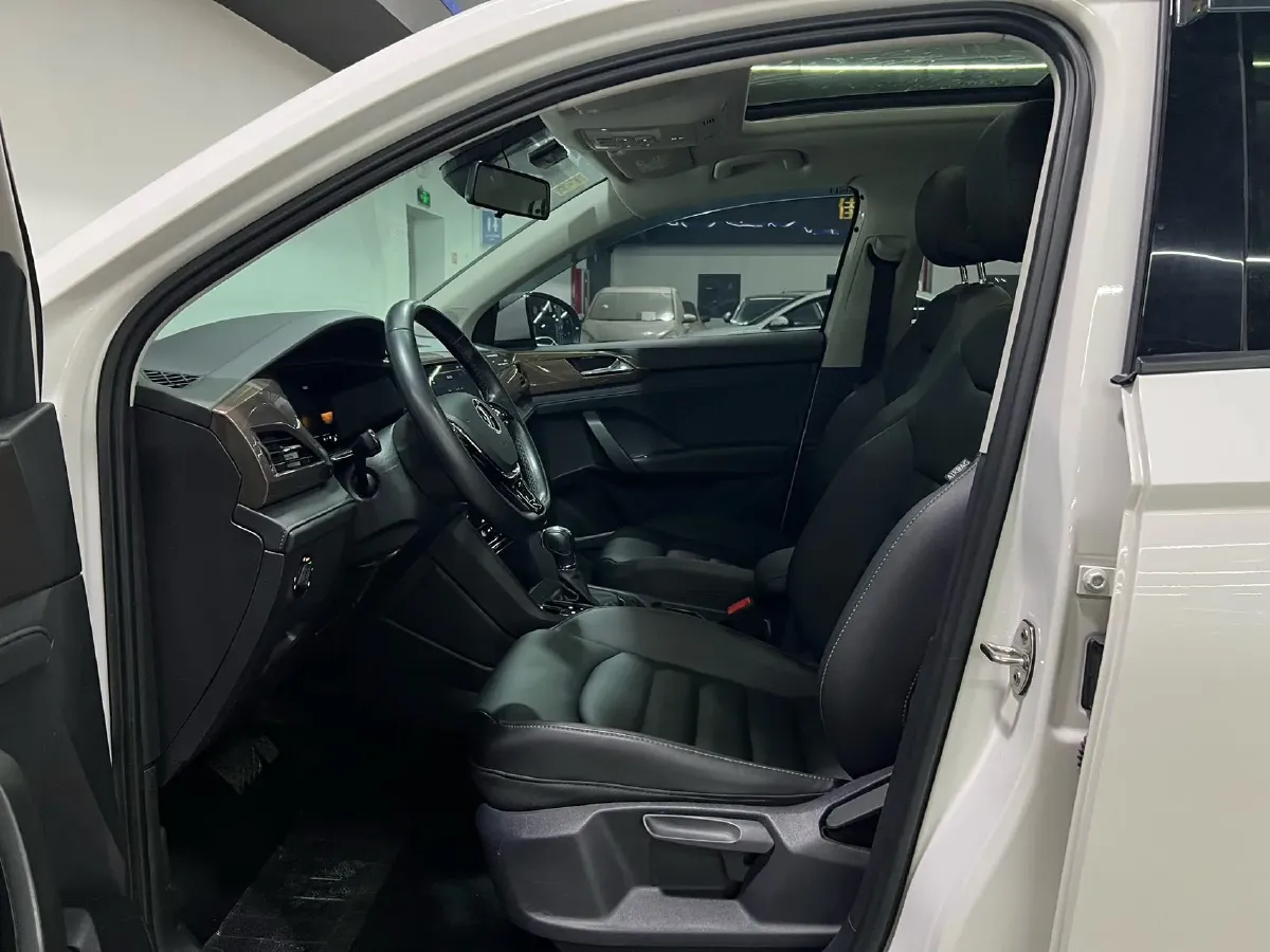 2022 Ford Transit 2.0T 202HP L4 6AT,autocango,china used car exporter,china ev exporter,chinese used car exporter,chinese used ev exporter