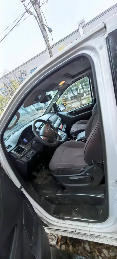 2021 MAXUS G10 2.0T 224HP L4 6MT,autocango,china used car exporter,china ev exporter,chinese used car exporter,chinese used ev exporter