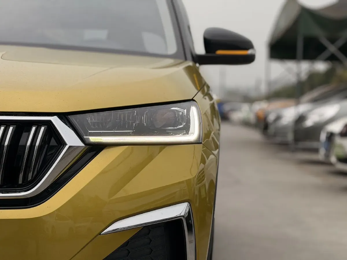 2020 Skoda Kamiq 1.5L 112HP L4 6AT,autocango,china used car exporter,china ev exporter,chinese used car exporter,chinese used ev exporter