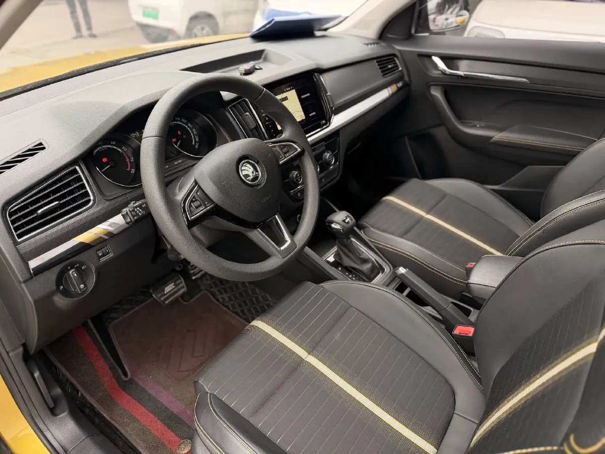 2020 Skoda Kamiq 1.5L 112HP L4 6AT,autocango,china used car exporter,china ev exporter,chinese used car exporter,chinese used ev exporter