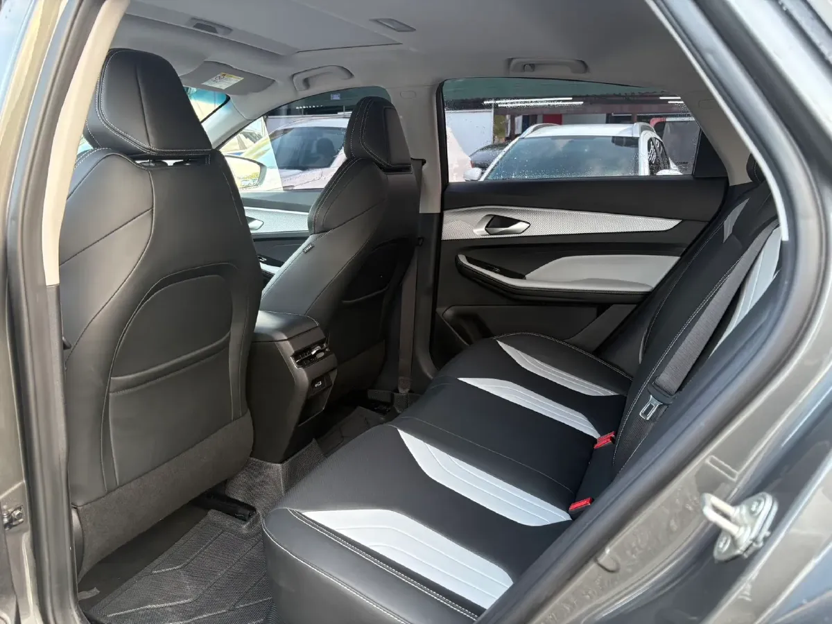 2024 Geely Binray 1.5T 181HP L4 7DCT,autocango,china used car exporter,china ev exporter,chinese used car exporter,chinese used ev exporter