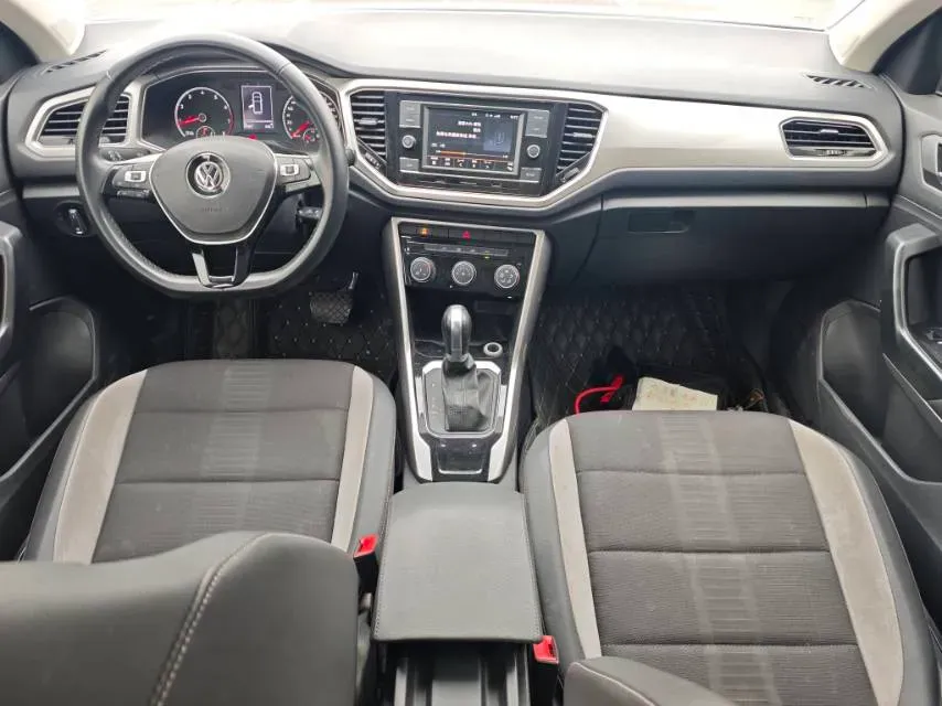 2019 Volkswagen T-Roc 1.4T 131HP L4 7DCT,autocango,china used car exporter,china ev exporter,chinese used car exporter,chinese used ev exporter
