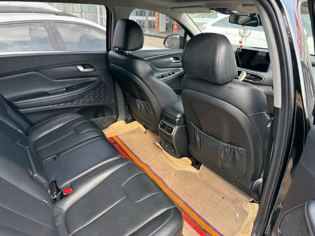 2023 Hyundai Santafe 2.0T 230HP L4 8AT,autocango,china used car exporter,china ev exporter,chinese used car exporter,chinese used ev exporter