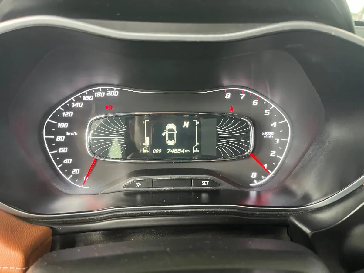 2017 HaiMa S5 Young Edition 1.6L 122HP L4 5MT,autocango,china used car exporter,china ev exporter,chinese used car exporter,chinese used ev exporter