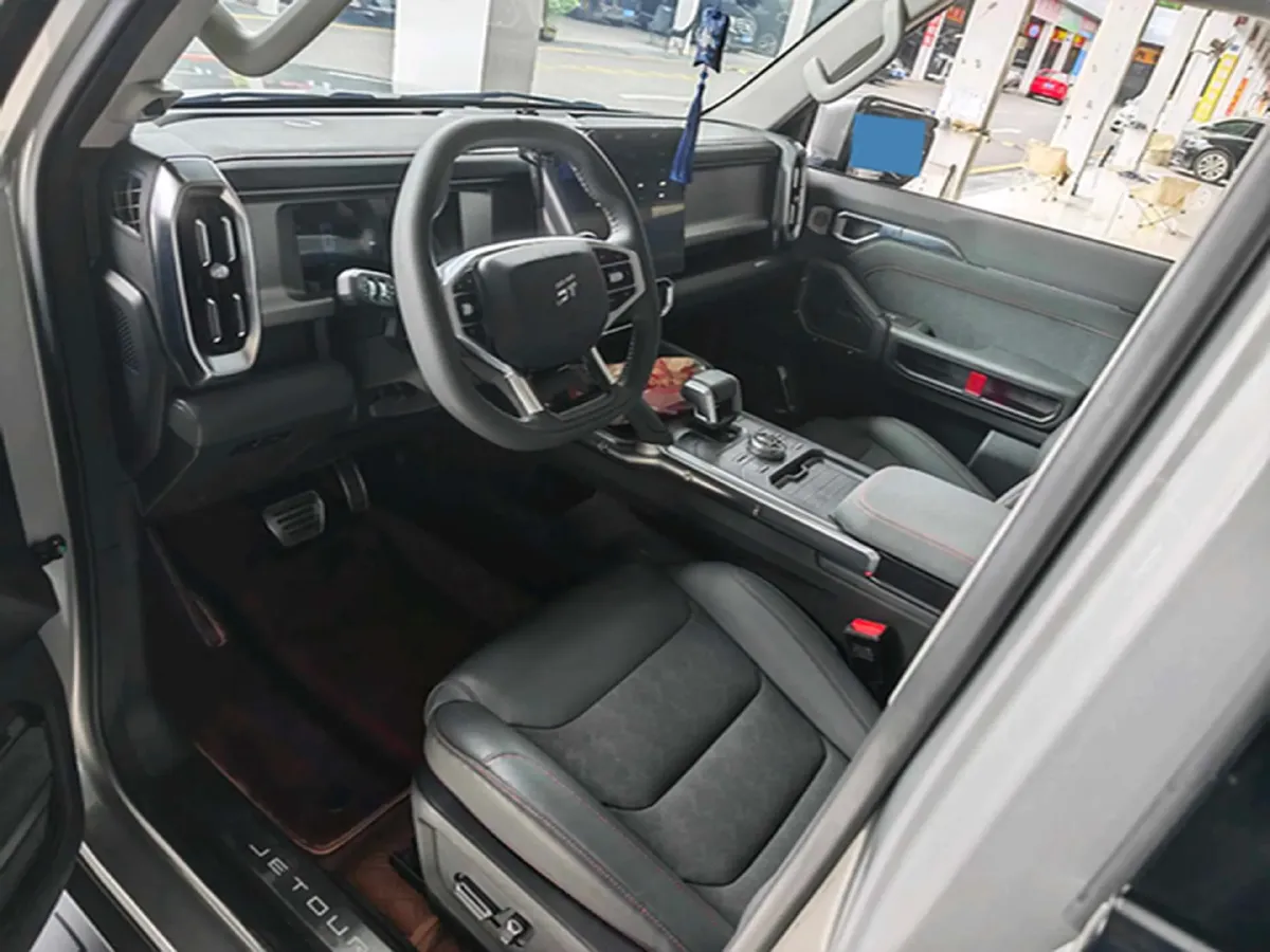 2023 Jetour Traveller 2.0T 254HP L4 7DCT,autocango,china used car exporter,china ev exporter,chinese used car exporter,chinese used ev exporter