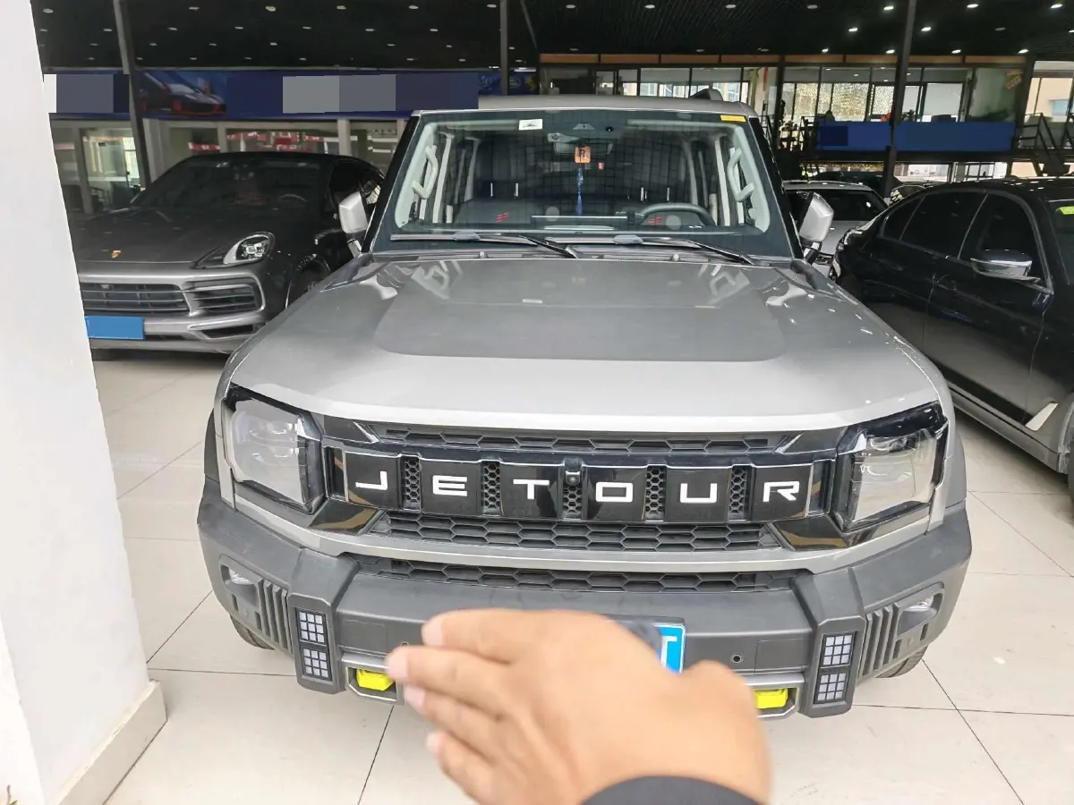 2023 Jetour Traveller 2.0T 254HP L4 7DCT,autocango,china used car exporter,china ev exporter,chinese used car exporter,chinese used ev exporter
