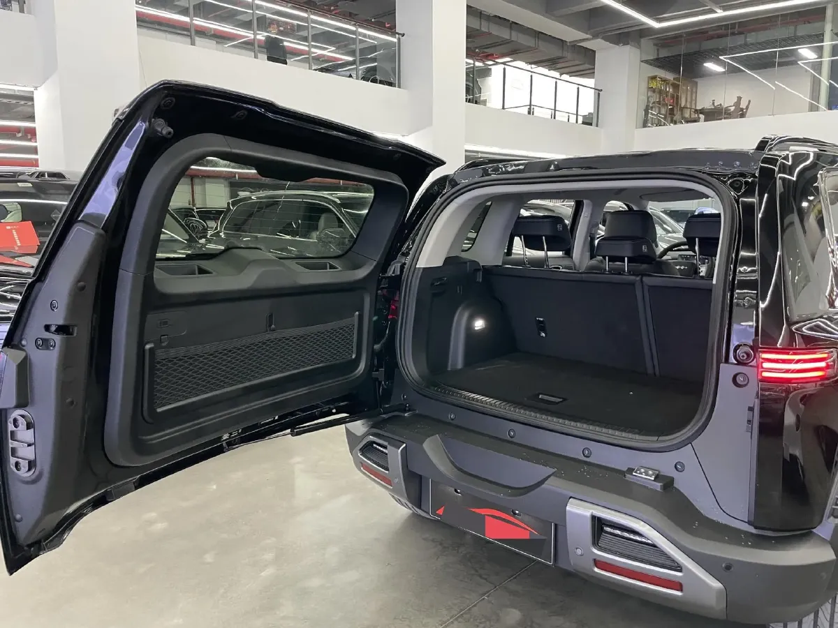 2025 FangChengBao Tai 3 BEV,autocango,china used car exporter,china ev exporter,chinese used car exporter,chinese used ev exporter