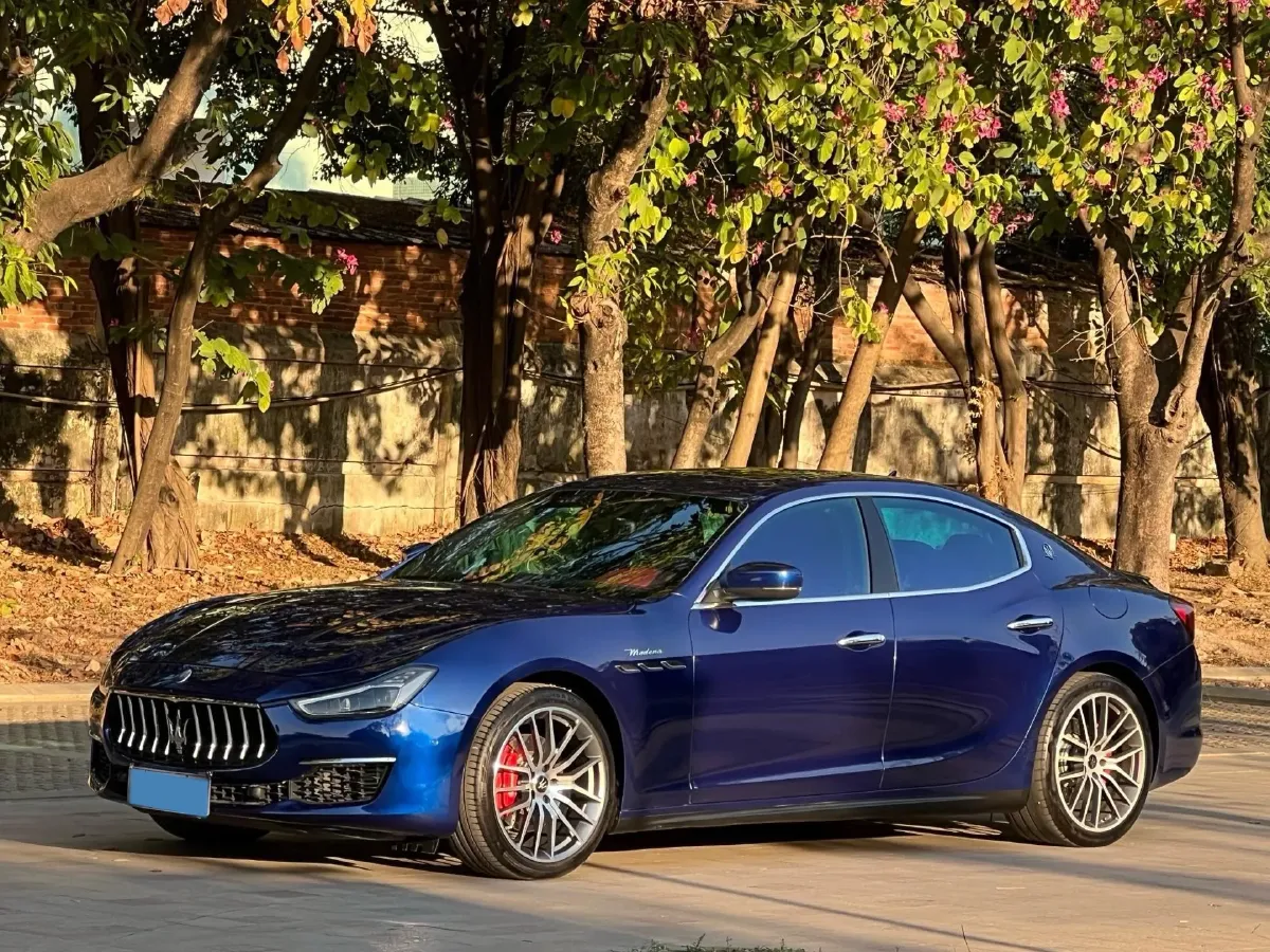 2018 Maserati Ghibli 3.0T 350HP V6 8AT,autocango,china used car exporter,china ev exporter,chinese used car exporter,chinese used ev exporter