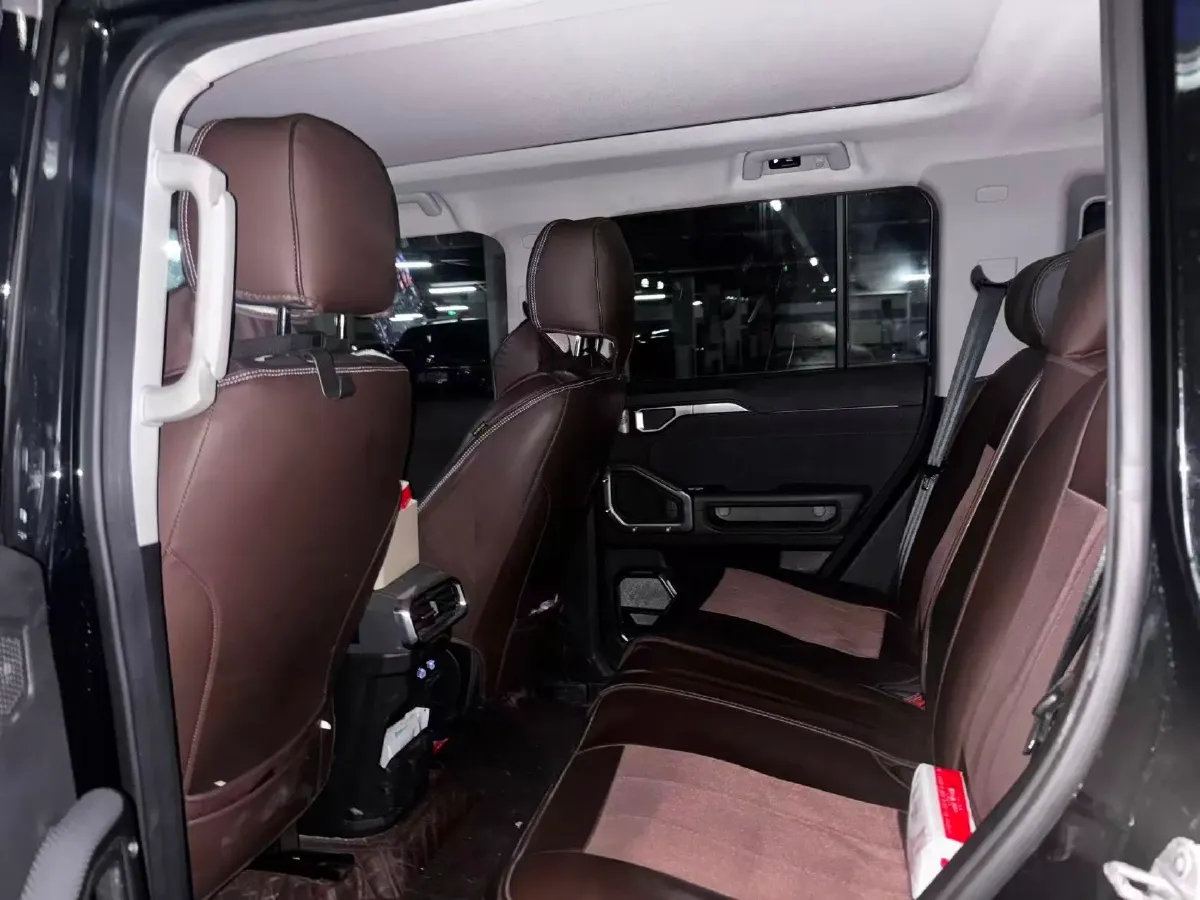 2023 Jetour Traveller 2.0T 254HP L4 7DCT,autocango,china used car exporter,china ev exporter,chinese used car exporter,chinese used ev exporter