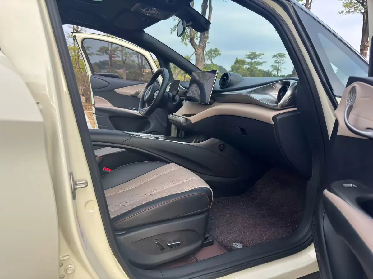 2024 BYD Dolphin BEV 44.928KWH,autocango,china used car exporter,china ev exporter,chinese used car exporter,chinese used ev exporter