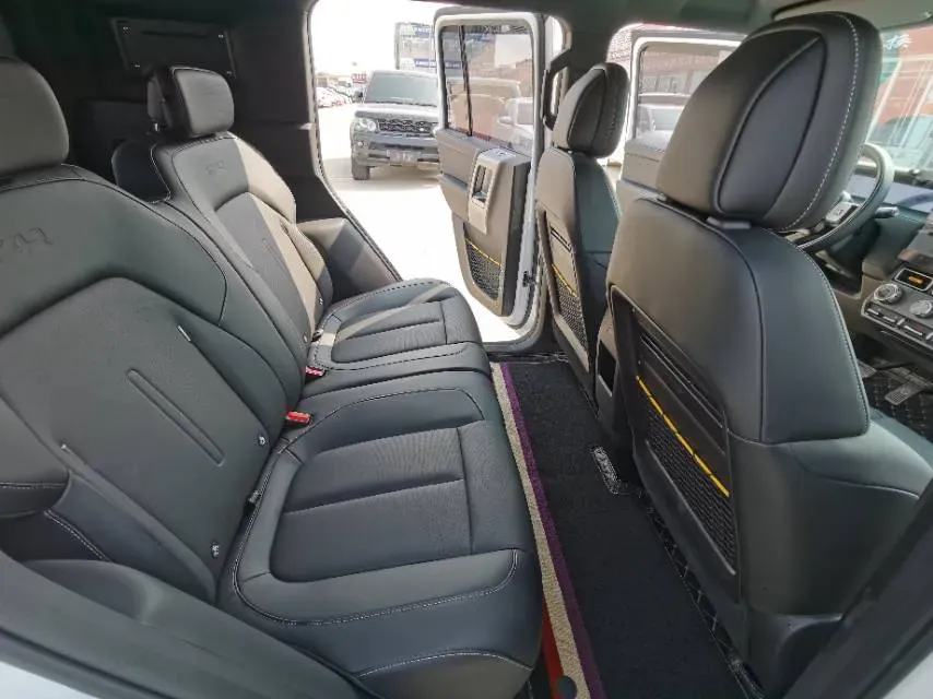 2025 Yufeng Auto Golden Warehouse BEV,autocango,china used car exporter,china ev exporter,chinese used car exporter,chinese used ev exporter