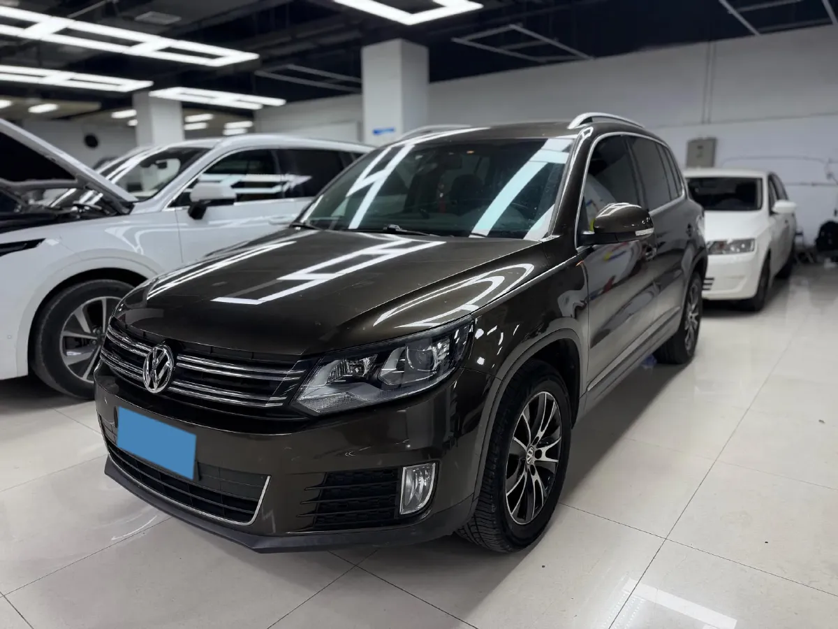2013 Volkswagen Tiguan 1.8T 160HP L4 6AT,autocango,china used car exporter,china ev exporter,chinese used car exporter,chinese used ev exporter