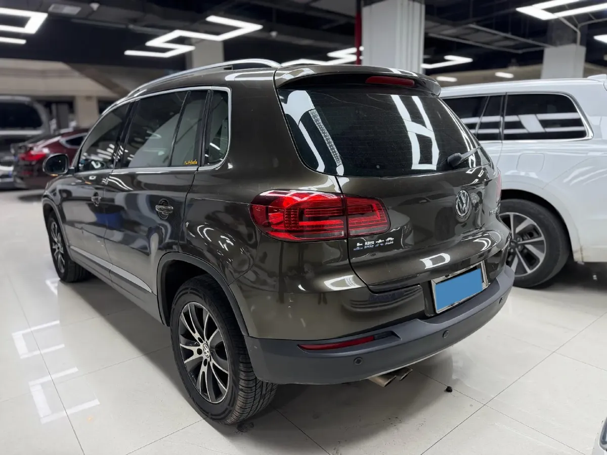 2013 Volkswagen Tiguan 1.8T 160HP L4 6AT,autocango,china used car exporter,china ev exporter,chinese used car exporter,chinese used ev exporter