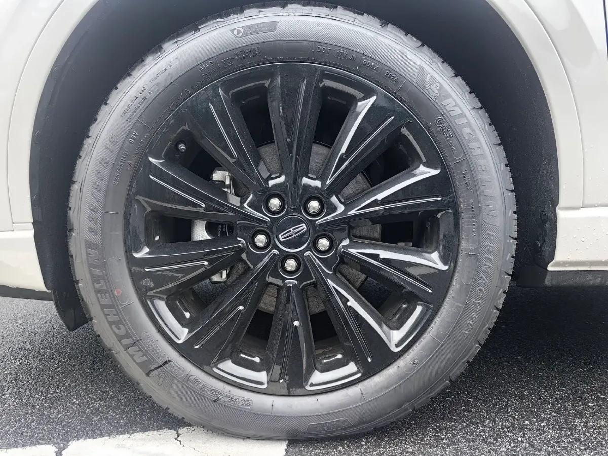 2024 Lincoln Corsair 1.5T 193HP L4 E-CVT Hybrid,autocango,china used car exporter,china ev exporter,chinese used car exporter,chinese used ev exporter