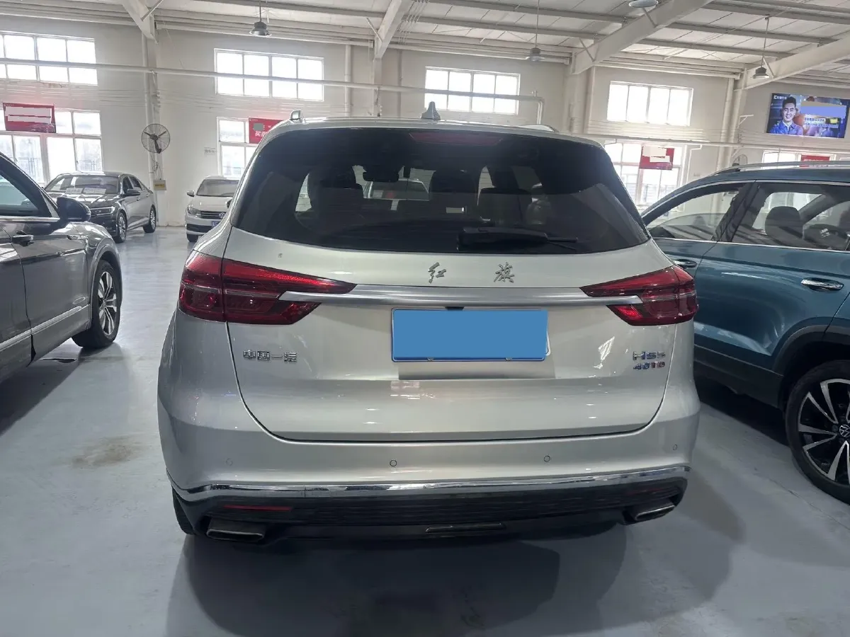 2022 HongQi HS5 2.0T 224HP L4 6AT,autocango,china used car exporter,china ev exporter,chinese used car exporter,chinese used ev exporter