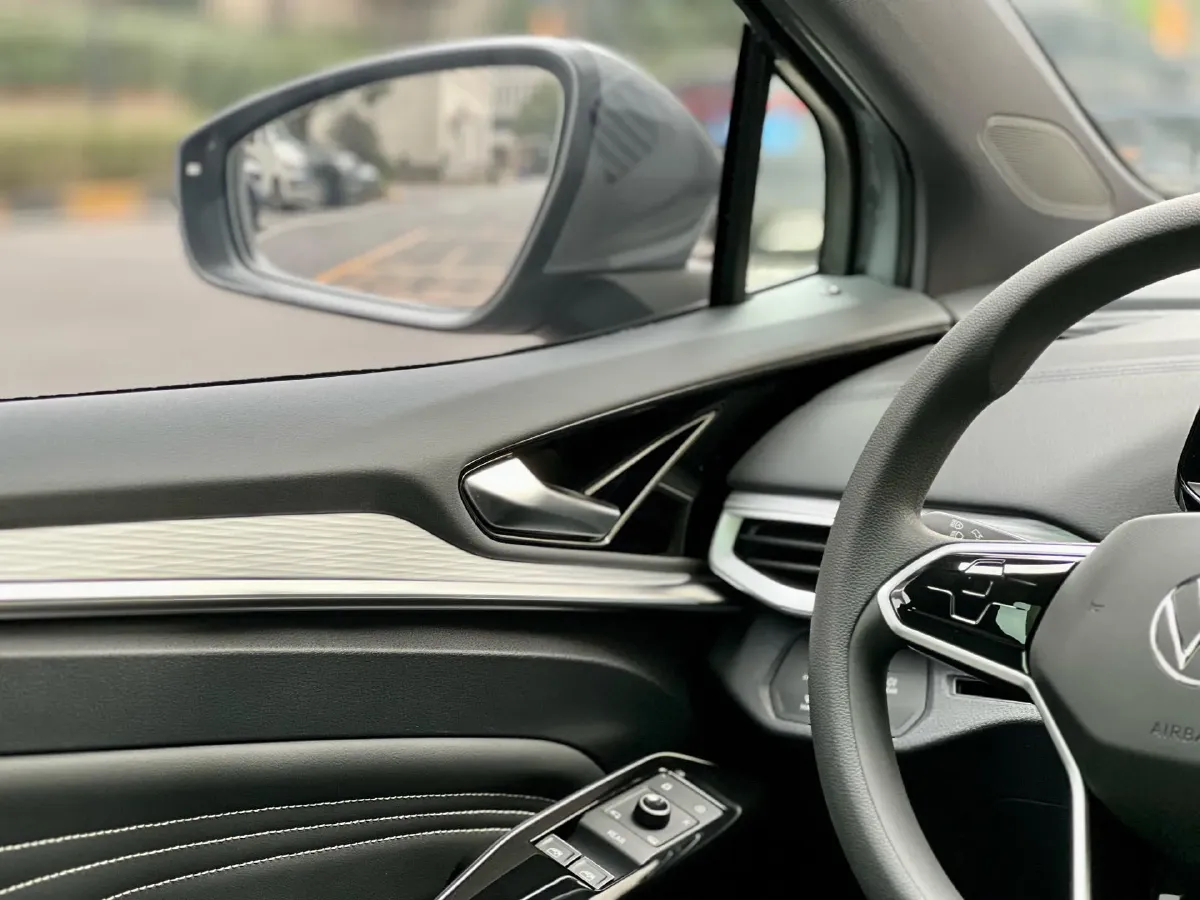 2024 Volkswagen ID.4 Crozz BEV 55.7KWH,autocango,china used car exporter,china ev exporter,chinese used car exporter,chinese used ev exporter