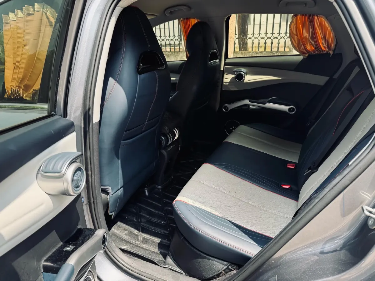 2022 Hycan Z03 BEV 64.23KWH,autocango,china used car exporter,china ev exporter,chinese used car exporter,chinese used ev exporter