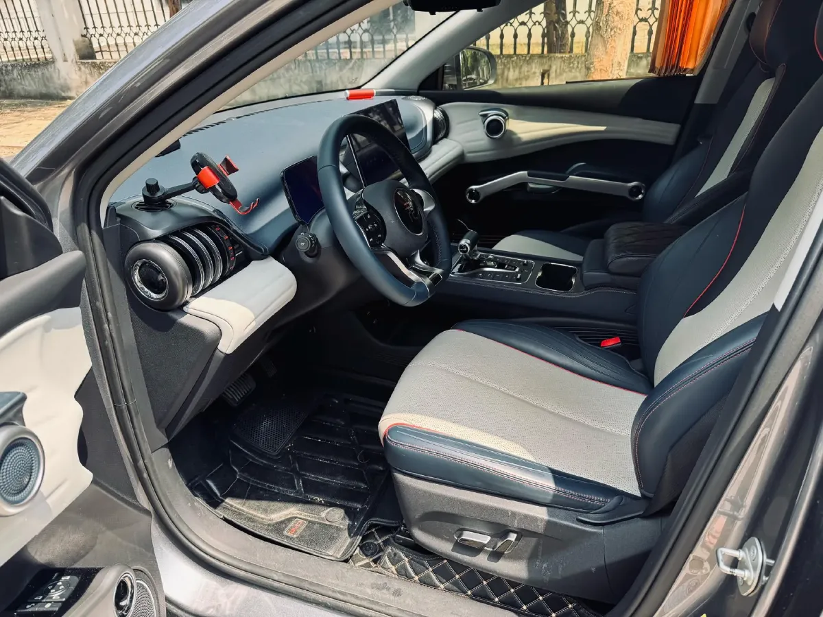 2022 Hycan Z03 BEV 64.23KWH,autocango,china used car exporter,china ev exporter,chinese used car exporter,chinese used ev exporter