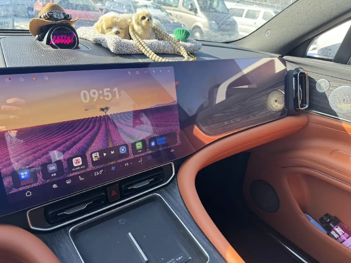 2024 AITO AITO M9 1.5T 152HP L4 REEV 42KWH,autocango,china used car exporter,china ev exporter,chinese used car exporter,chinese used ev exporter