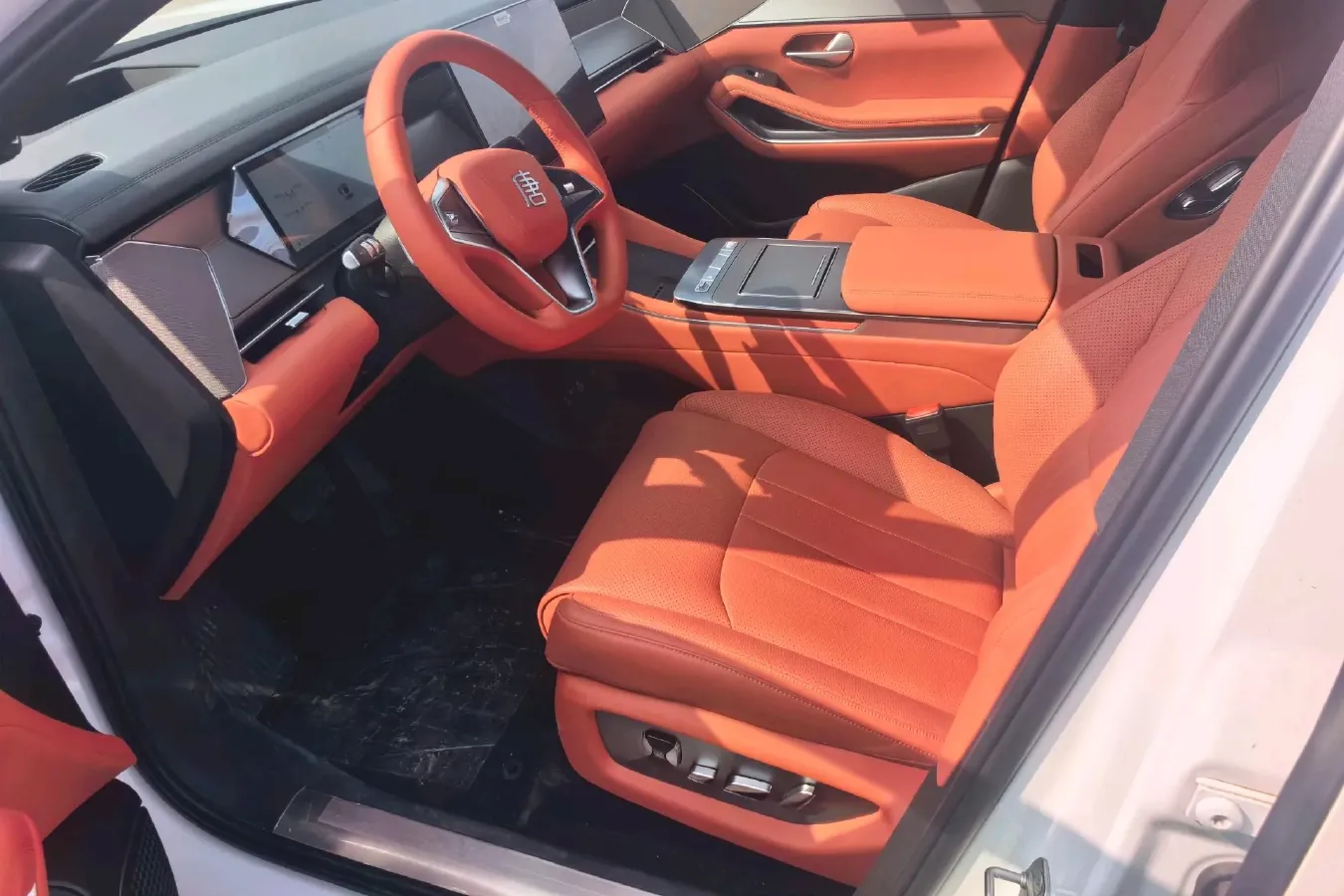 2025 BYD TangL 1.5T 156HP L4 E-CVT PHEV,autocango,china used car exporter,china ev exporter,chinese used car exporter,chinese used ev exporter