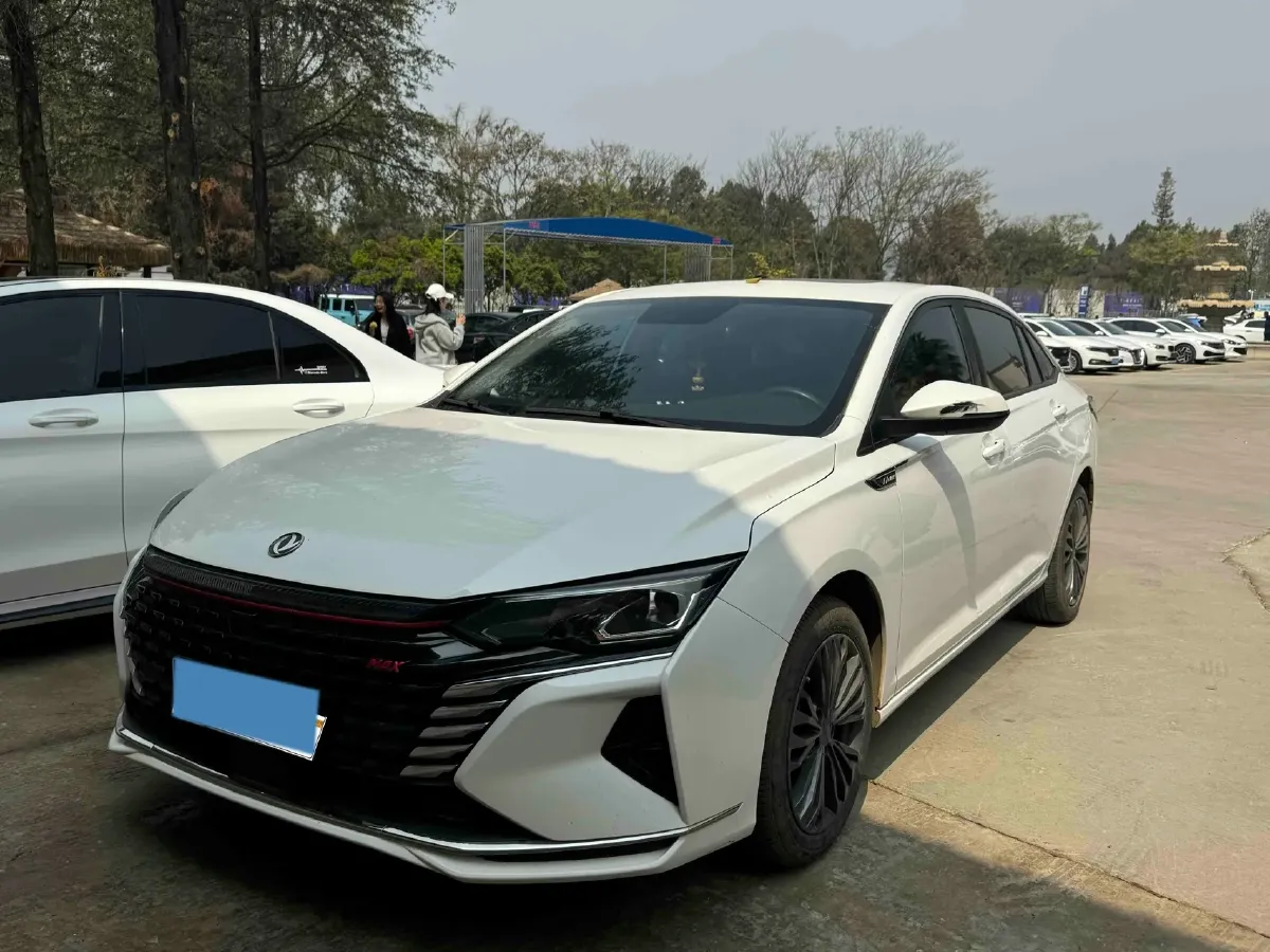 2021 DongFeng Aeolus YiXuan MAX 1.5T 190HP L4 7DCT,autocango,china used car exporter,china ev exporter,chinese used car exporter,chinese used ev exporter