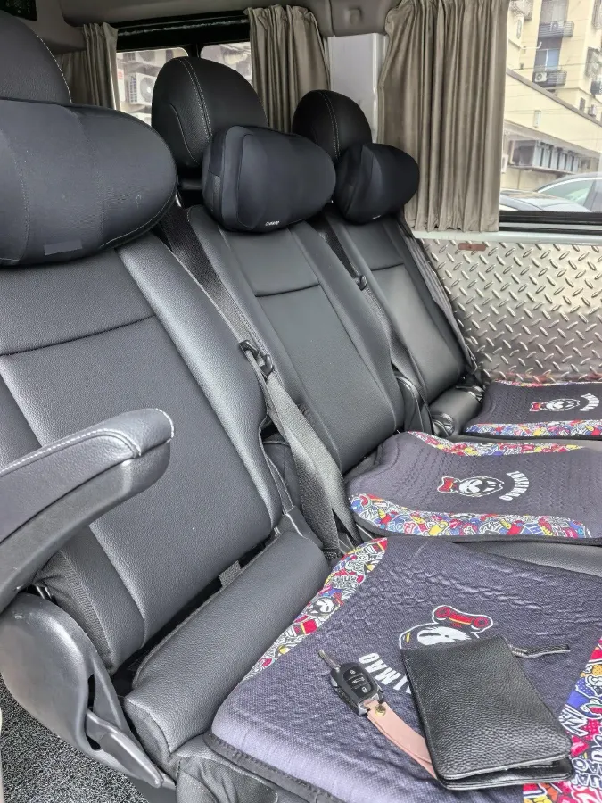 2021 MAXUS XinTu V80 2.0T 139HP L4 6MT,autocango,china used car exporter,china ev exporter,chinese used car exporter,chinese used ev exporter