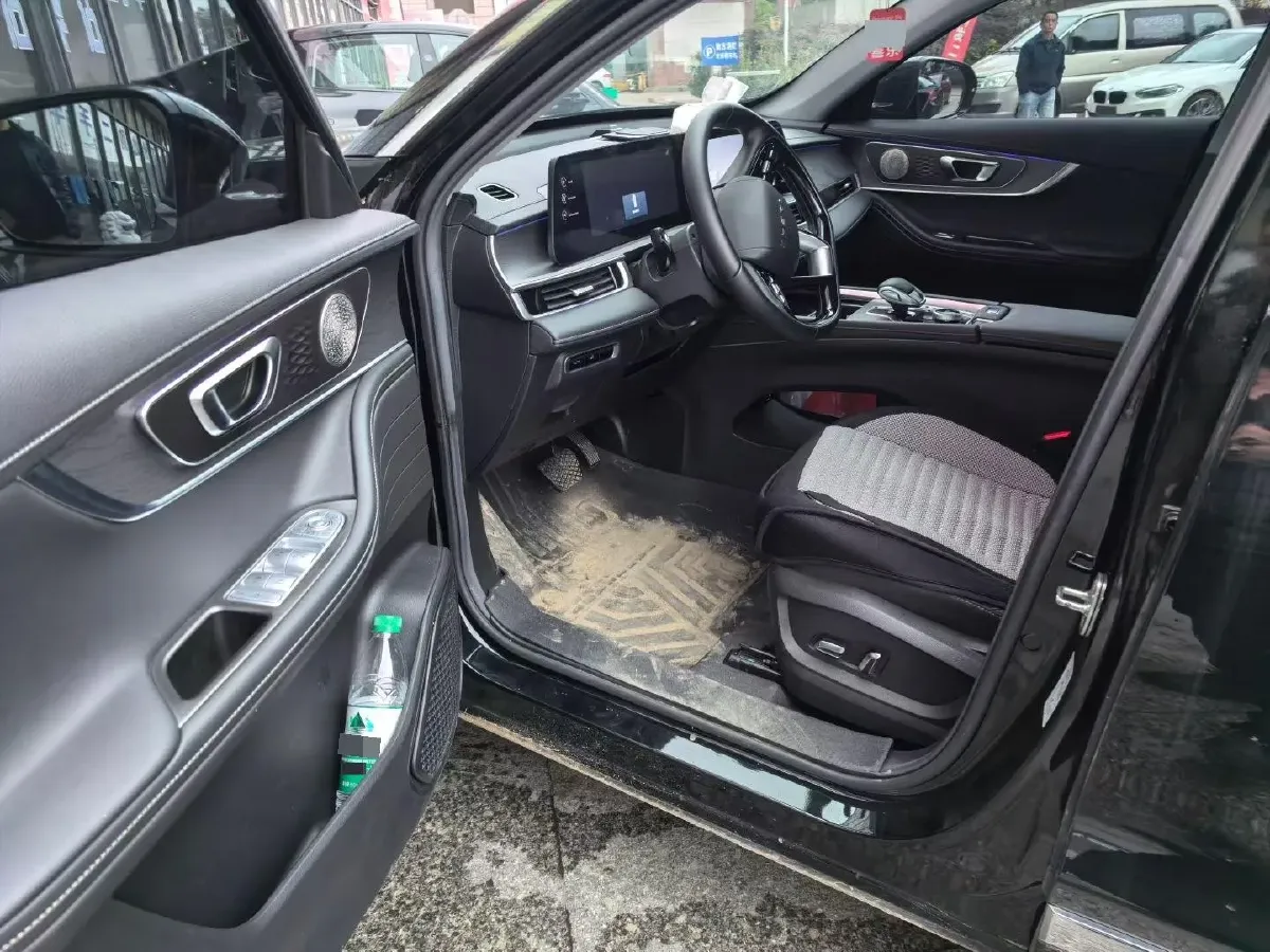 2024 Chery Tiggo 8 PRO 1.6T 197HP L4 7DCT,autocango,china used car exporter,china ev exporter,chinese used car exporter,chinese used ev exporter