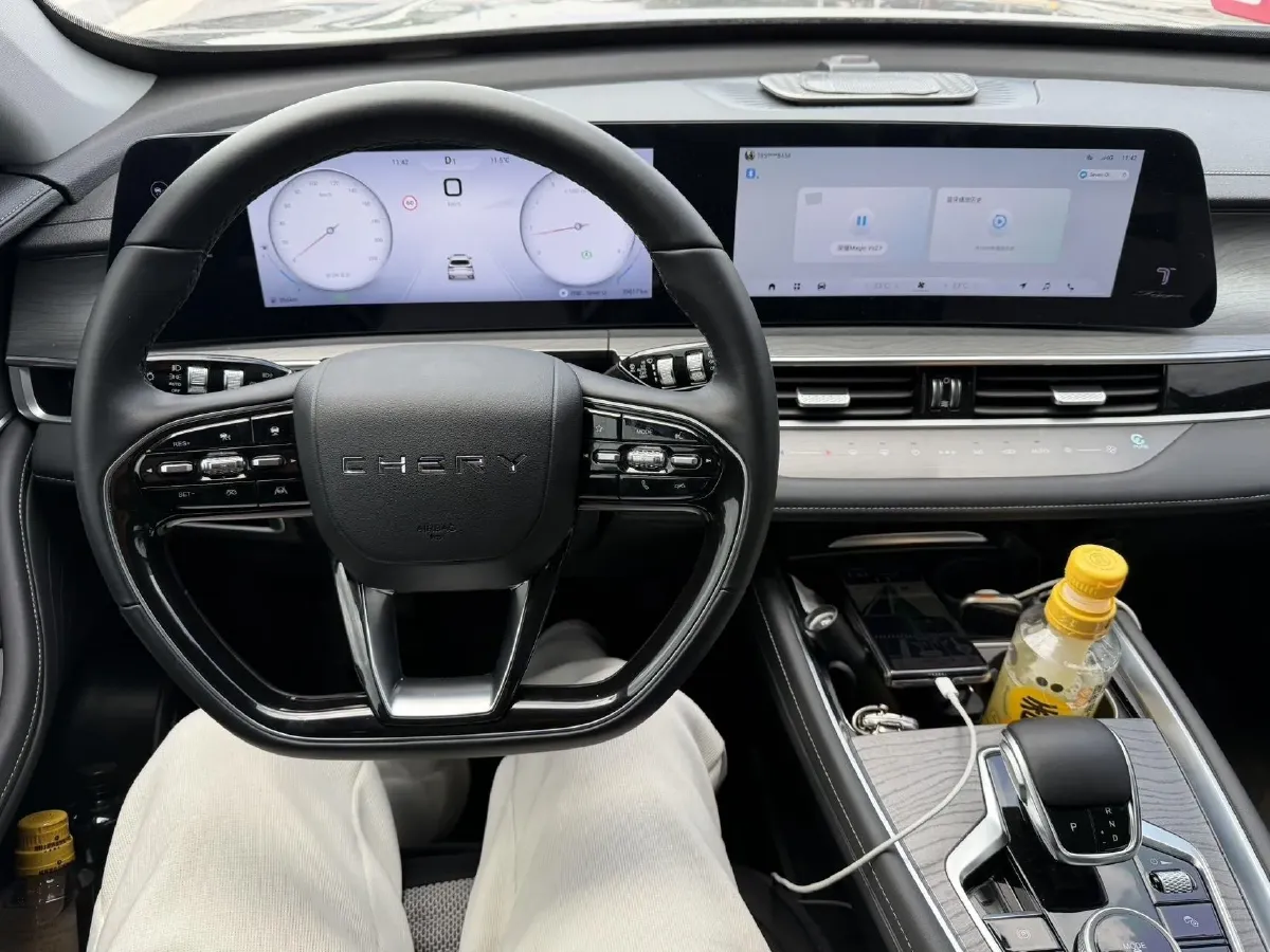 2024 Chery Tiggo 8 PRO 1.6T 197HP L4 7DCT,autocango,china used car exporter,china ev exporter,chinese used car exporter,chinese used ev exporter