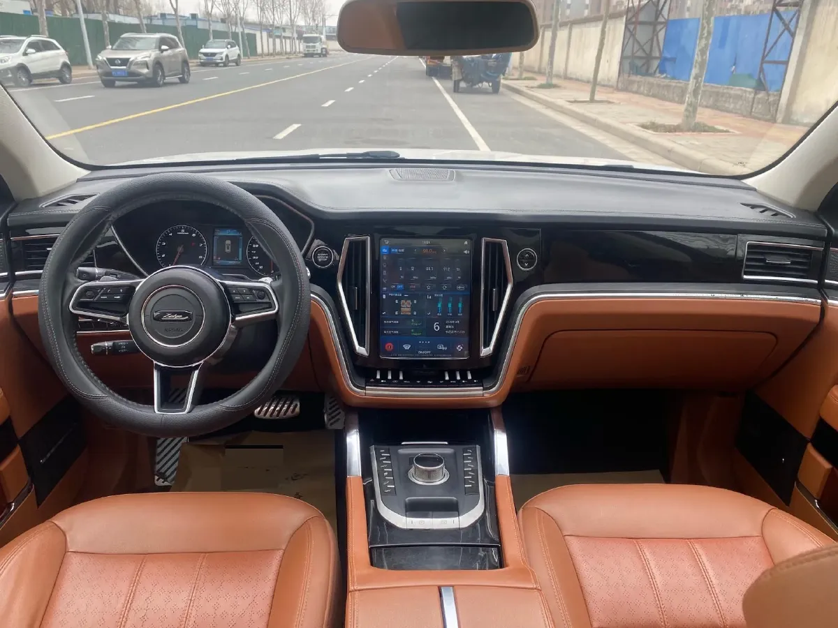 2017 Zotye T700 1.8T 177HP L4 6DCT,autocango,china used car exporter,china ev exporter,chinese used car exporter,chinese used ev exporter