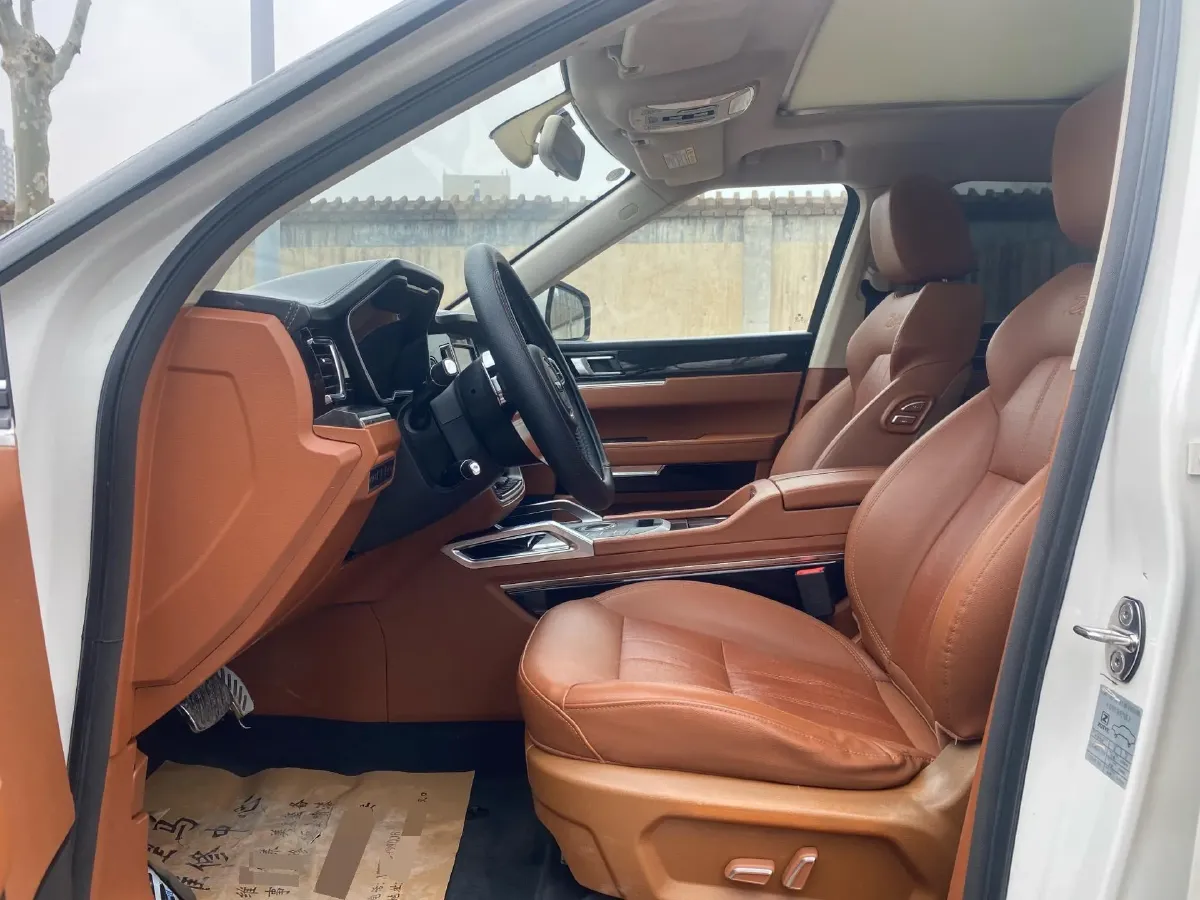 2017 Zotye T700 1.8T 177HP L4 6DCT,autocango,china used car exporter,china ev exporter,chinese used car exporter,chinese used ev exporter