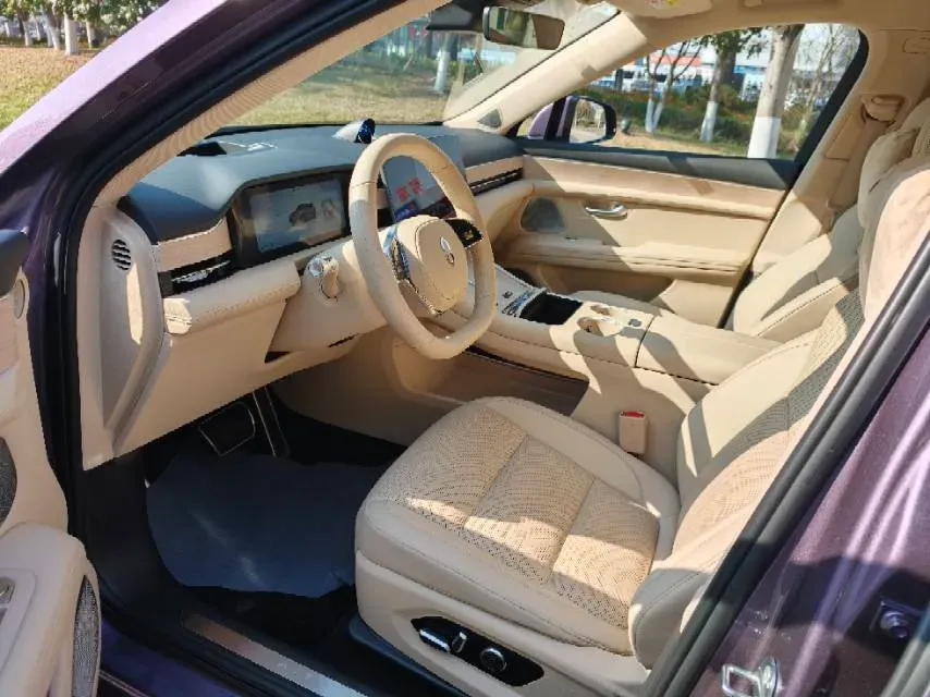 2025 AITO AITO M5 1.5T 152HP L4 REEV 42KWH,autocango,china used car exporter,china ev exporter,chinese used car exporter,chinese used ev exporter