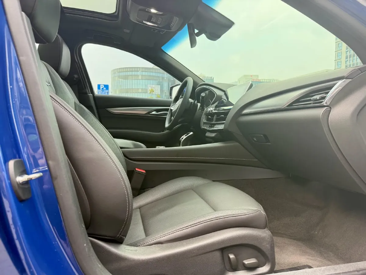 2021 Cadillac CT5 2.0T 237HP L4 10AT,autocango,china used car exporter,china ev exporter,chinese used car exporter,chinese used ev exporter