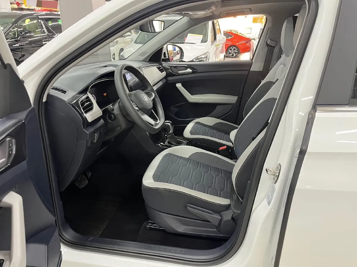 2025 Volkswagen Tharu 1.5L 110HP L4 6AT,autocango,china used car exporter,china ev exporter,chinese used car exporter,chinese used ev exporter