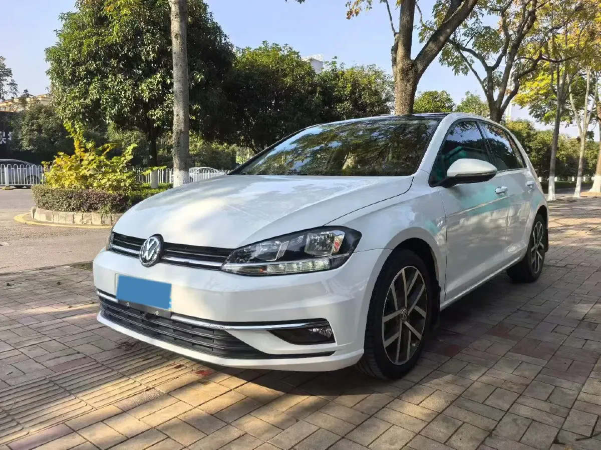 2020 Volkswagen Golf 1.2T 116HP L4 7DCT,autocango,china used car exporter,china ev exporter,chinese used car exporter,chinese used ev exporter