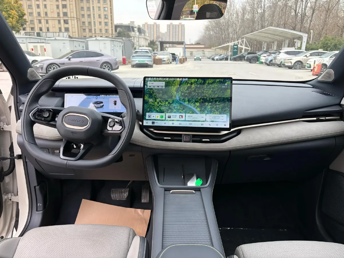 2026 LYNK&CO 06 1.5T 181HP L4 7DCT,autocango,china used car exporter,china ev exporter,chinese used car exporter,chinese used ev exporter