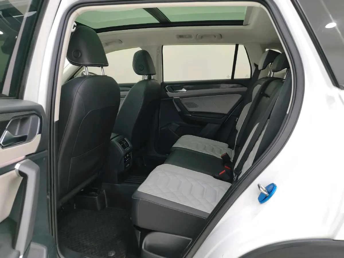 2023 Volkswagen Tayron 1.4T 150HP L4 7DCT,autocango,china used car exporter,china ev exporter,chinese used car exporter,chinese used ev exporter