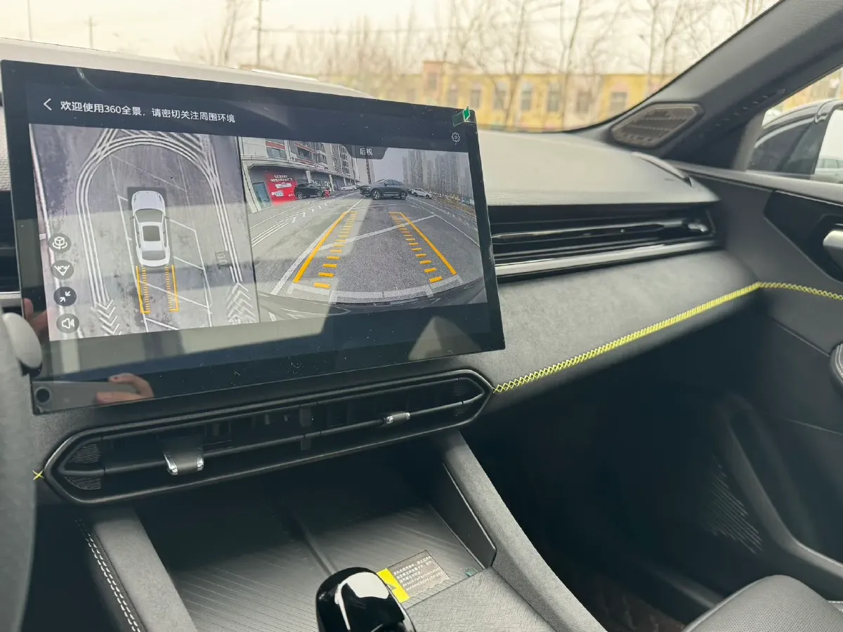 2023 MAXUS G50 1.5T 181HP L4 7DCT,autocango,china used car exporter,china ev exporter,chinese used car exporter,chinese used ev exporter