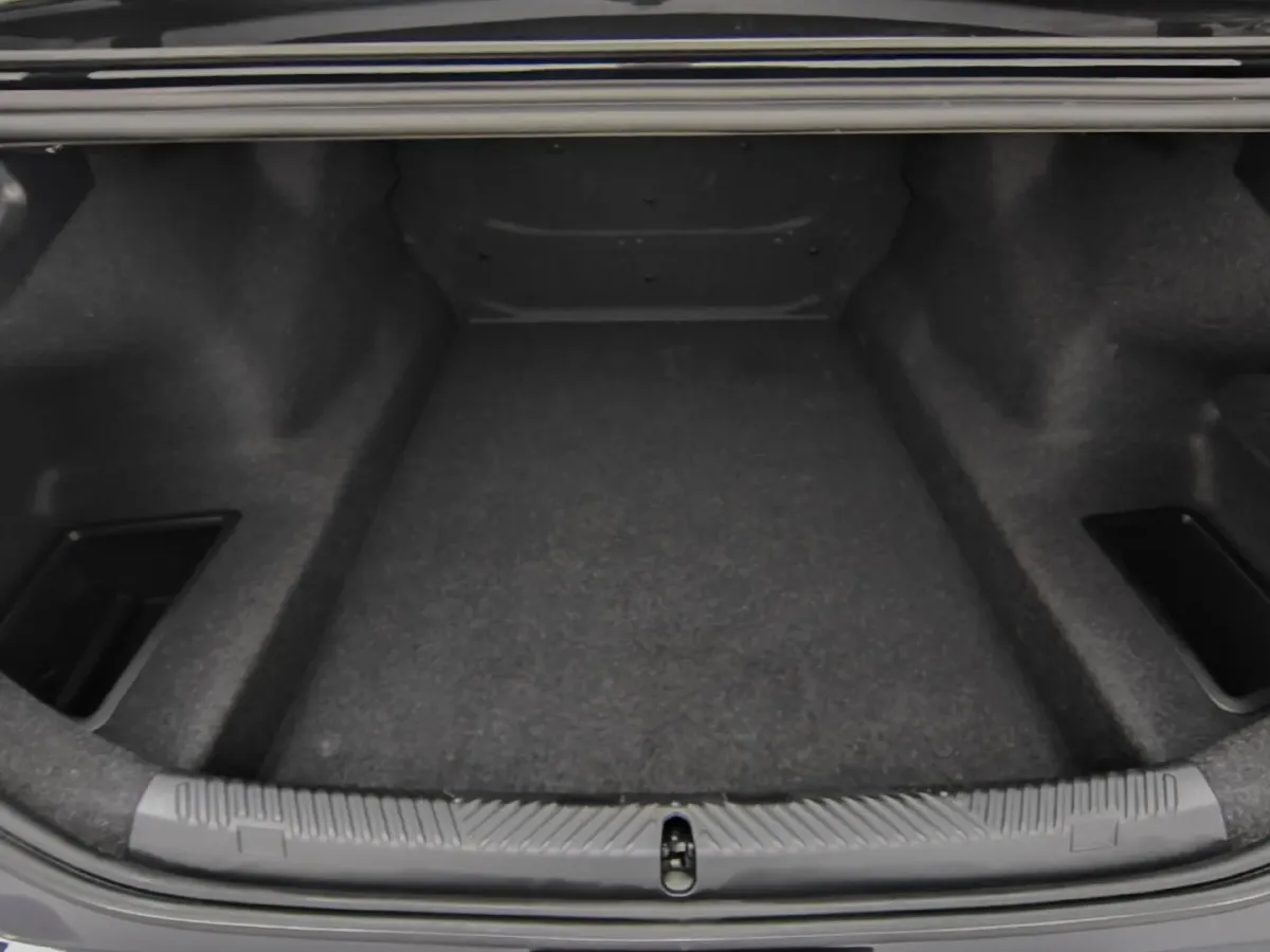 2017 Skoda Yeti 1.4T 150HP L4 7DCT,autocango,china used car exporter,china ev exporter,chinese used car exporter,chinese used ev exporter