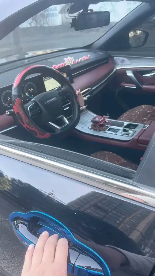 2023 ChangAn Oshan X7 Plus 1.5T 188HP L4 7DCT,autocango,china used car exporter,china ev exporter,chinese used car exporter,chinese used ev exporter