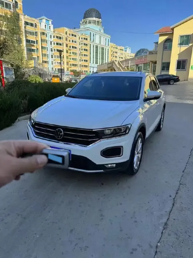 2022 Volkswagen T-Roc 1.4T 150HP L4 7DCT,autocango,china used car exporter,china ev exporter,chinese used car exporter,chinese used ev exporter