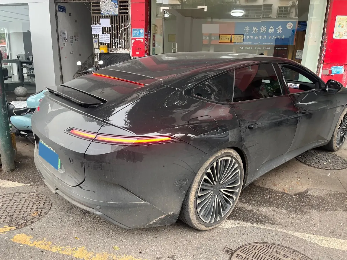 2025 Avatr 12 1.5T 156HP L4 REEV,autocango,china used car exporter,china ev exporter,chinese used car exporter,chinese used ev exporter