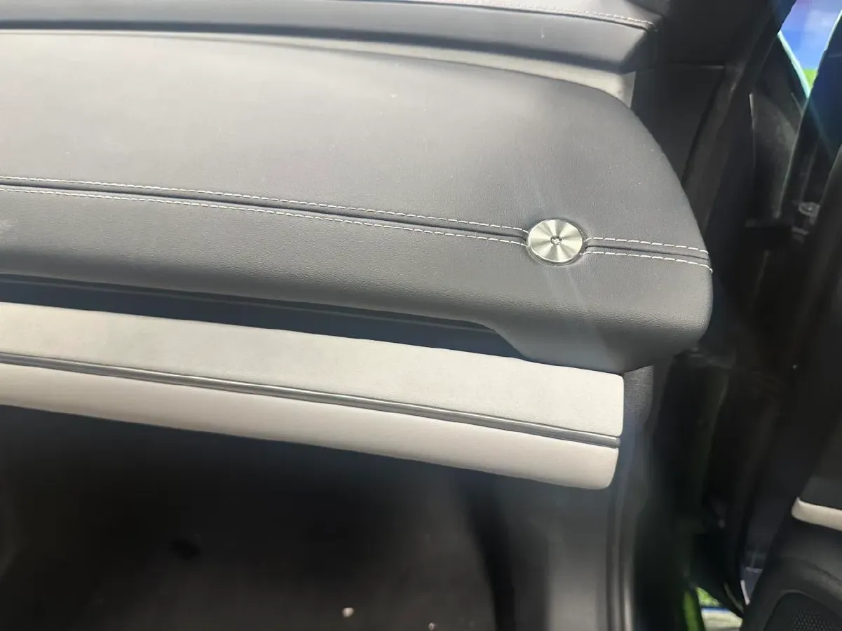 2024 MI SU7 BEV 101KWH,autocango,china used car exporter,china ev exporter,chinese used car exporter,chinese used ev exporter