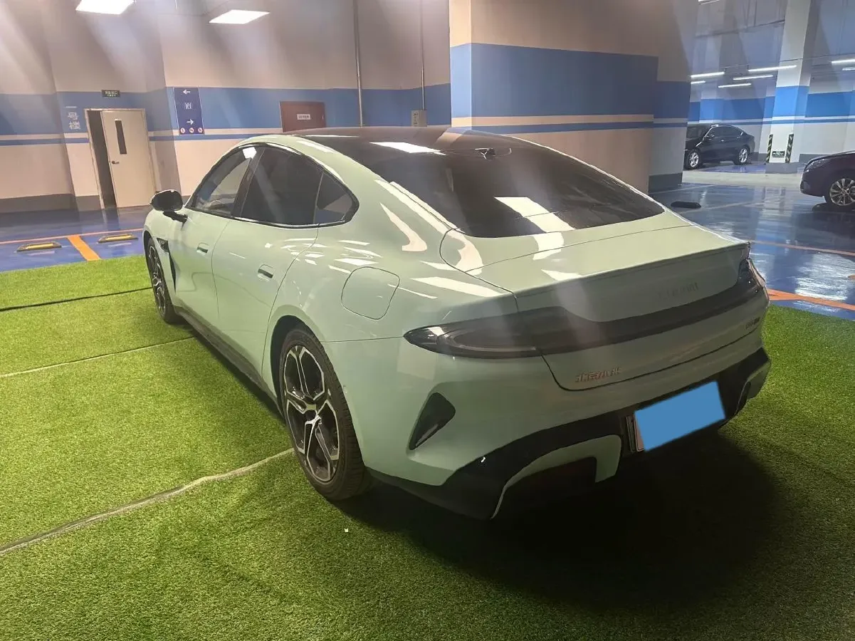 2024 MI SU7 BEV 101KWH,autocango,china used car exporter,china ev exporter,chinese used car exporter,chinese used ev exporter