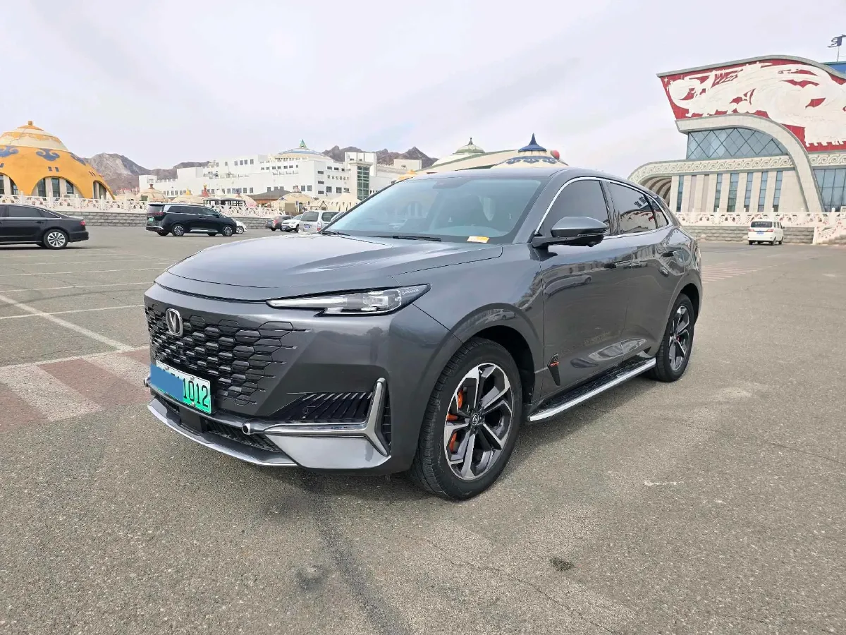 2023 ChangAn UNI-K iDD 1.5T 170HP L4 6TCT PHEV 28.39KWH,autocango,china used car exporter,china ev exporter,chinese used car exporter,chinese used ev exporter